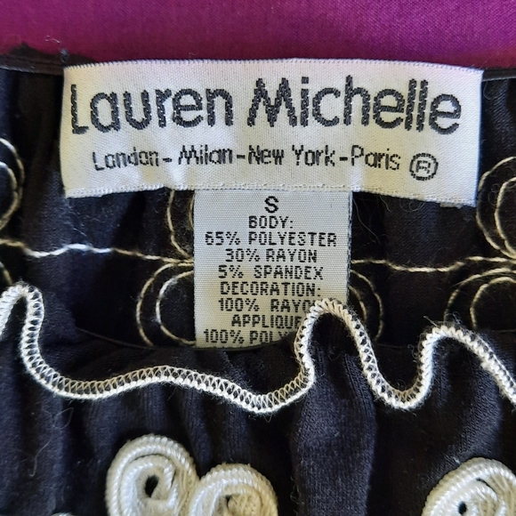 Beautiful blouse - Picture 7 of 7